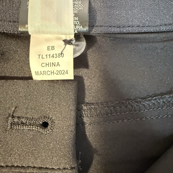 Mens NWT‎ 36x32 Performance Pants Greg Norman Stretch Comfort Classic Black Golf - Picture 16 of 16